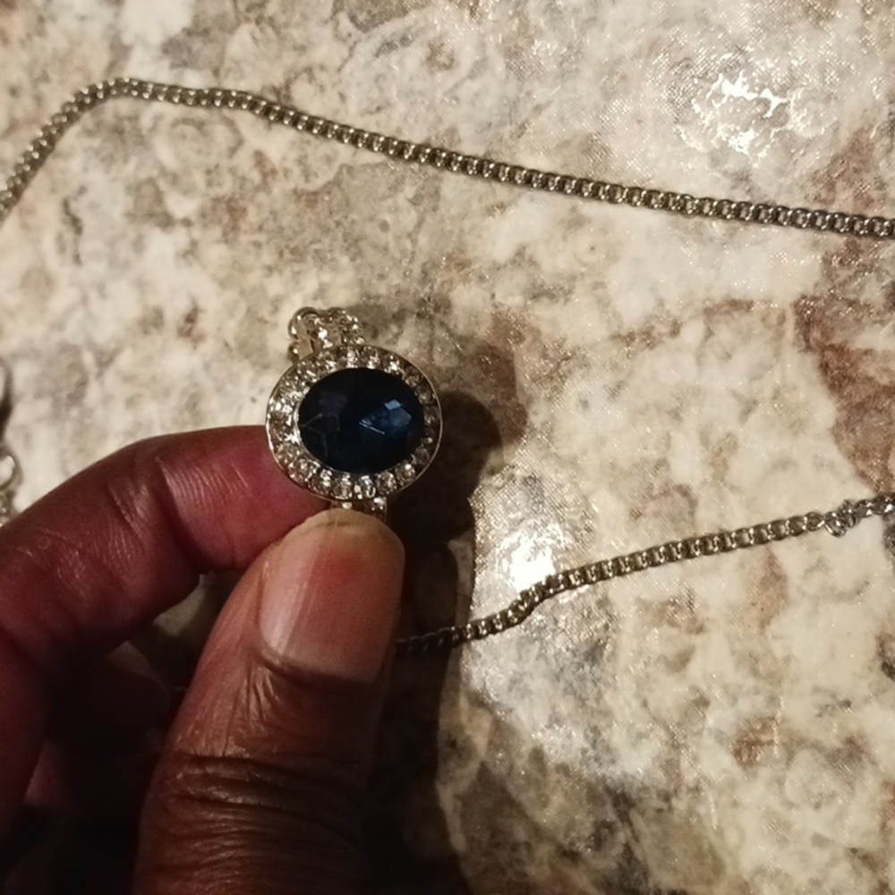 SAPPHIRE NECKLACE AND RING SET - Picture 3 of 4
